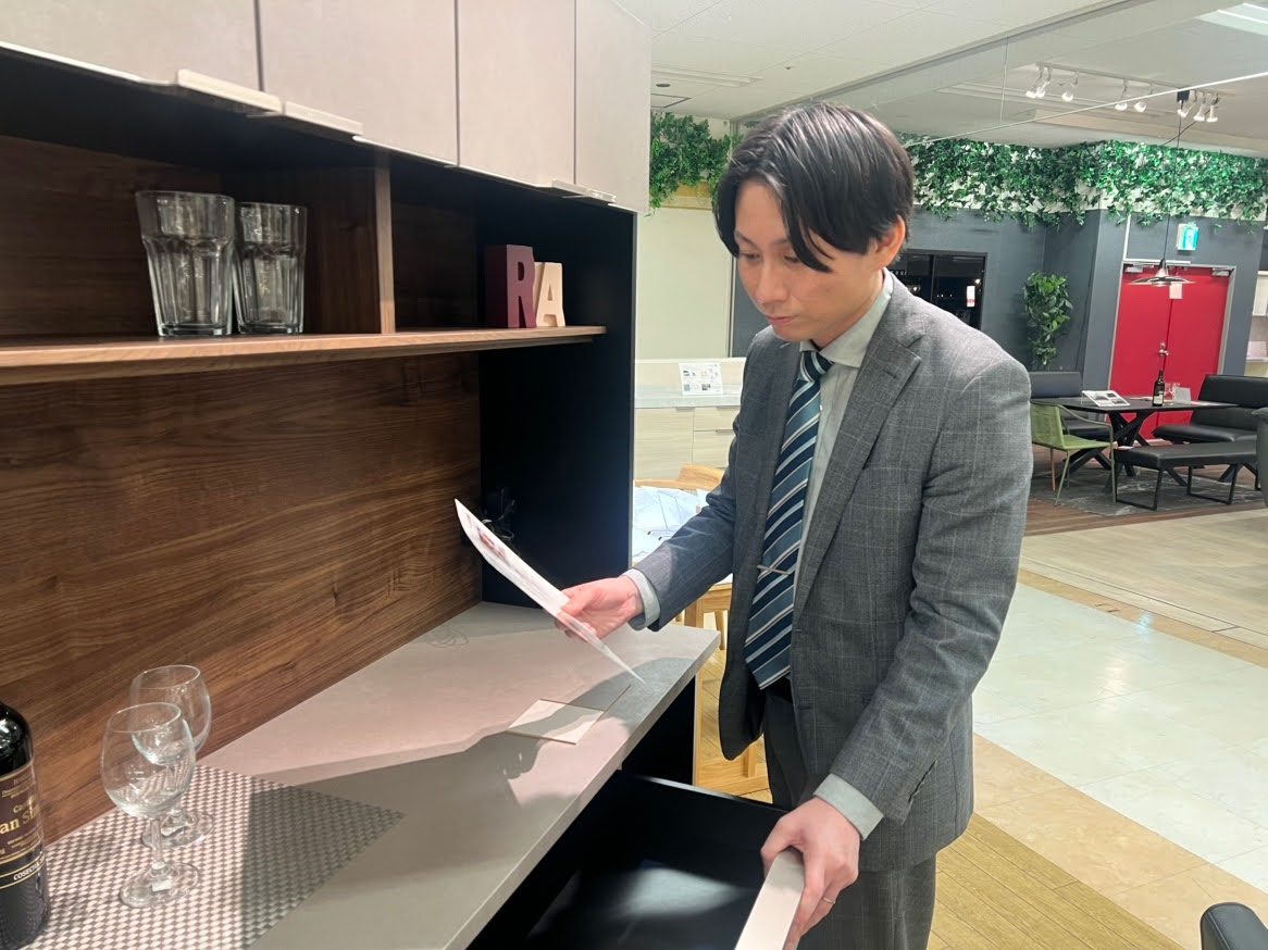 かねたや家具店