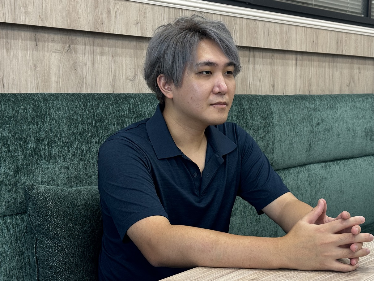 バルテス・ホールディングス