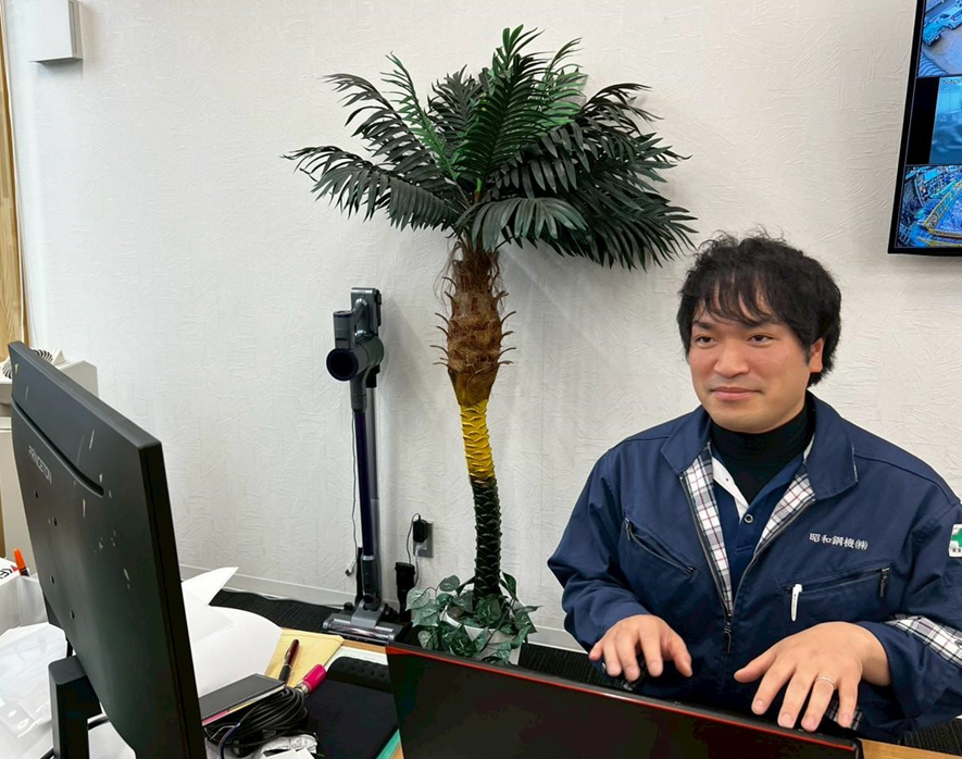 昭和鋼機